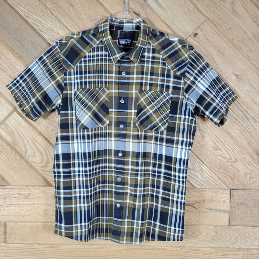 Patagonia Mens Organic Cotton Button Up Shirt Size M Plaid Short Sleeve